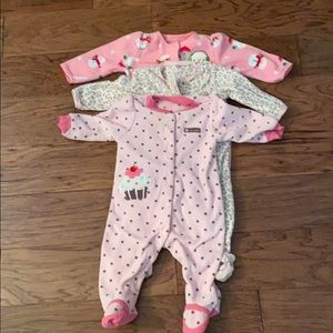 🌻3-6 months footie girls pajamas
